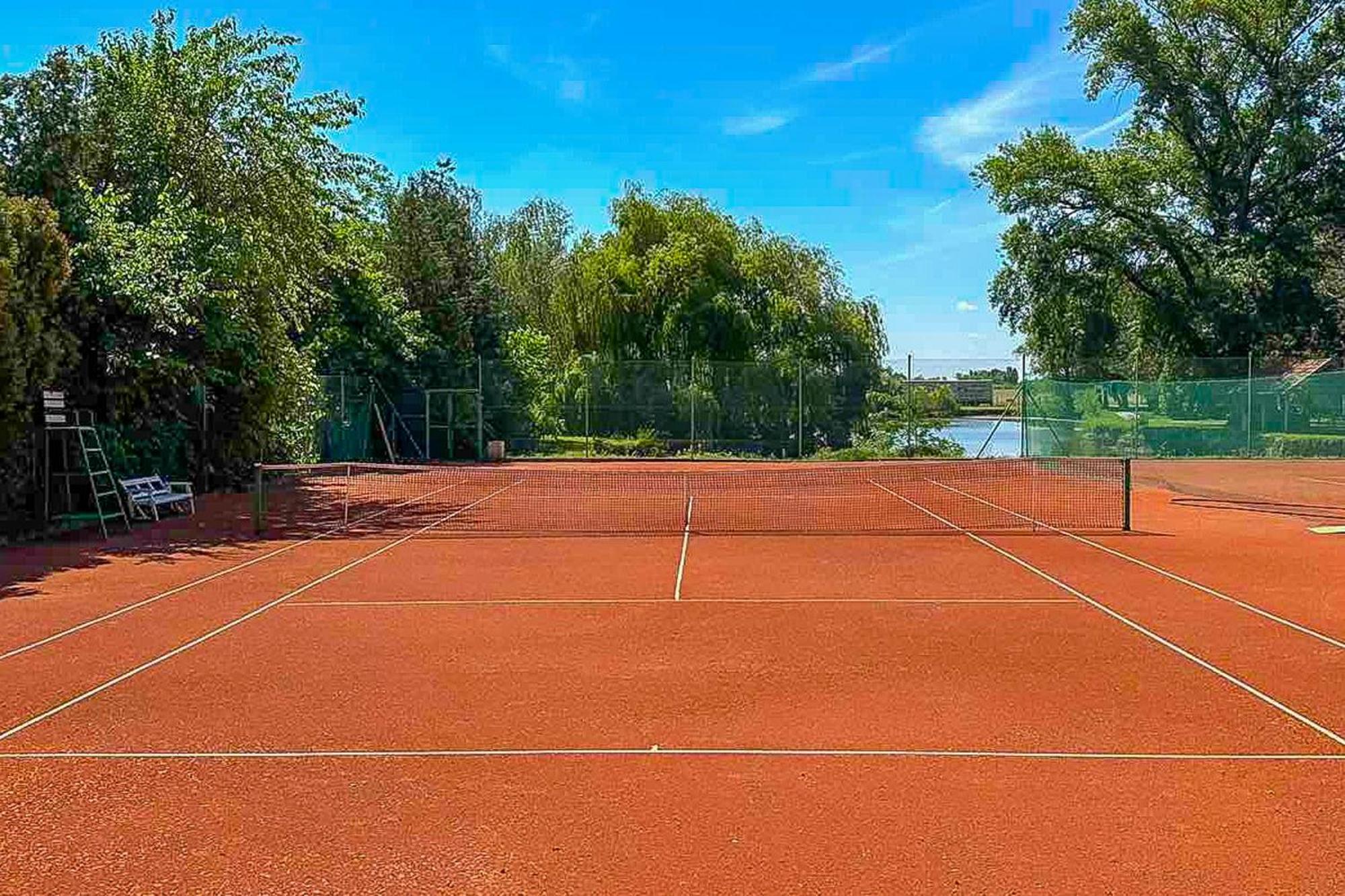 Hotel Villa Majur Subotica Zewnętrze zdjęcie