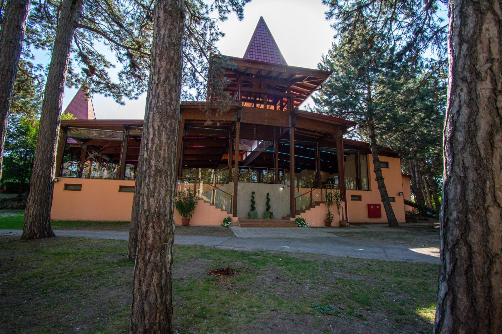 Hotel Villa Majur Subotica Zewnętrze zdjęcie