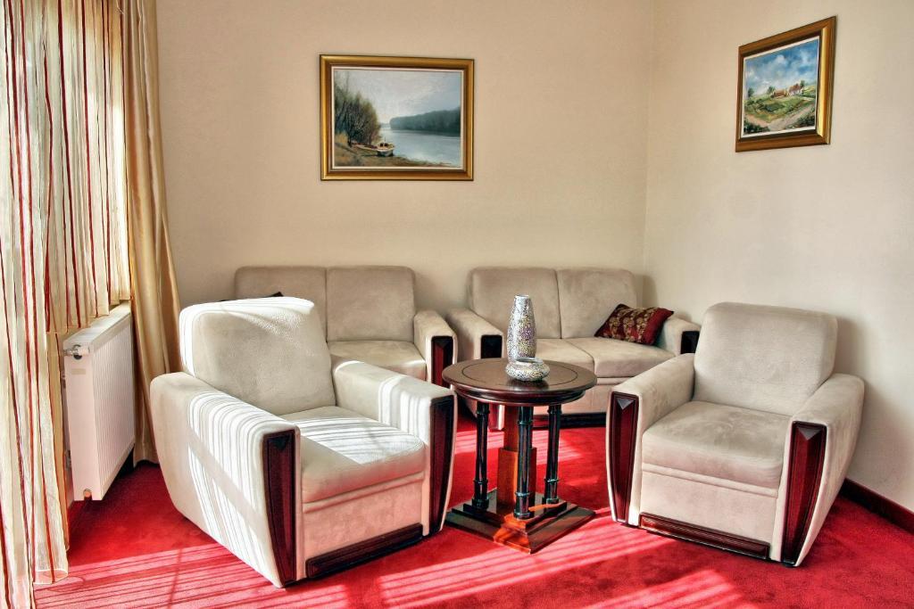 Hotel Villa Majur Subotica Zewnętrze zdjęcie